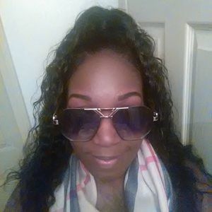 Meet your Posher, Shannon